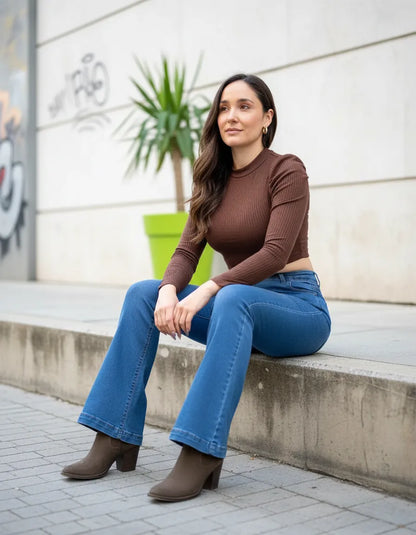 Jeans Flare Celeste Tiro Alto Elasticado Efecto Push Up